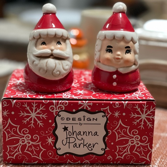 Johanna Parker •S&P SHAKER SET• - Picture 1 of 2